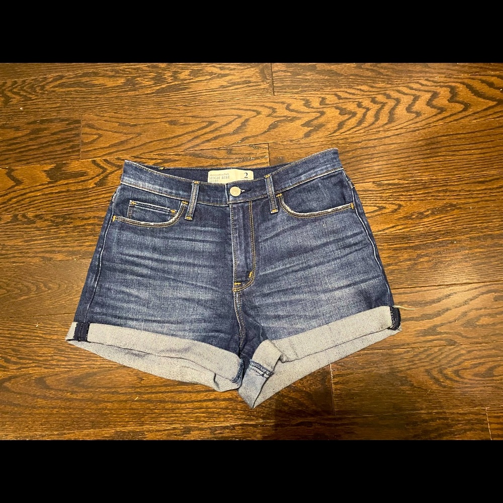 Jean shorts - high rise - dark blue - size 2 (26) - Abercrombie & Fitch